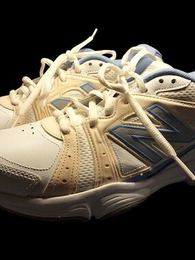 New Balance Light Blue and White Sneakers Sz 9.5